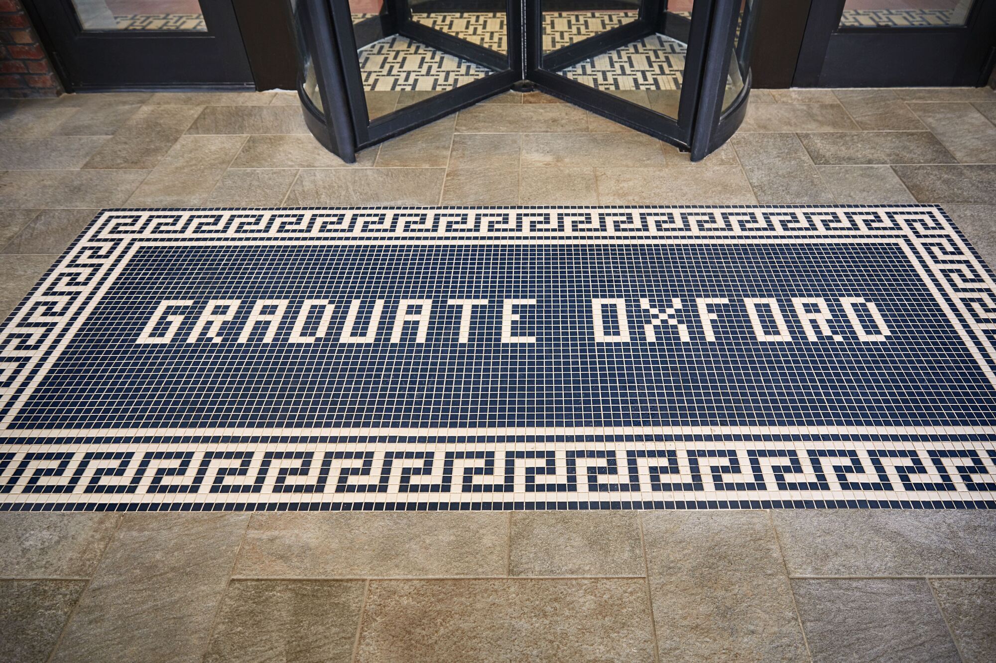 Graduate By Hilton Oxford Hotel Exterior foto